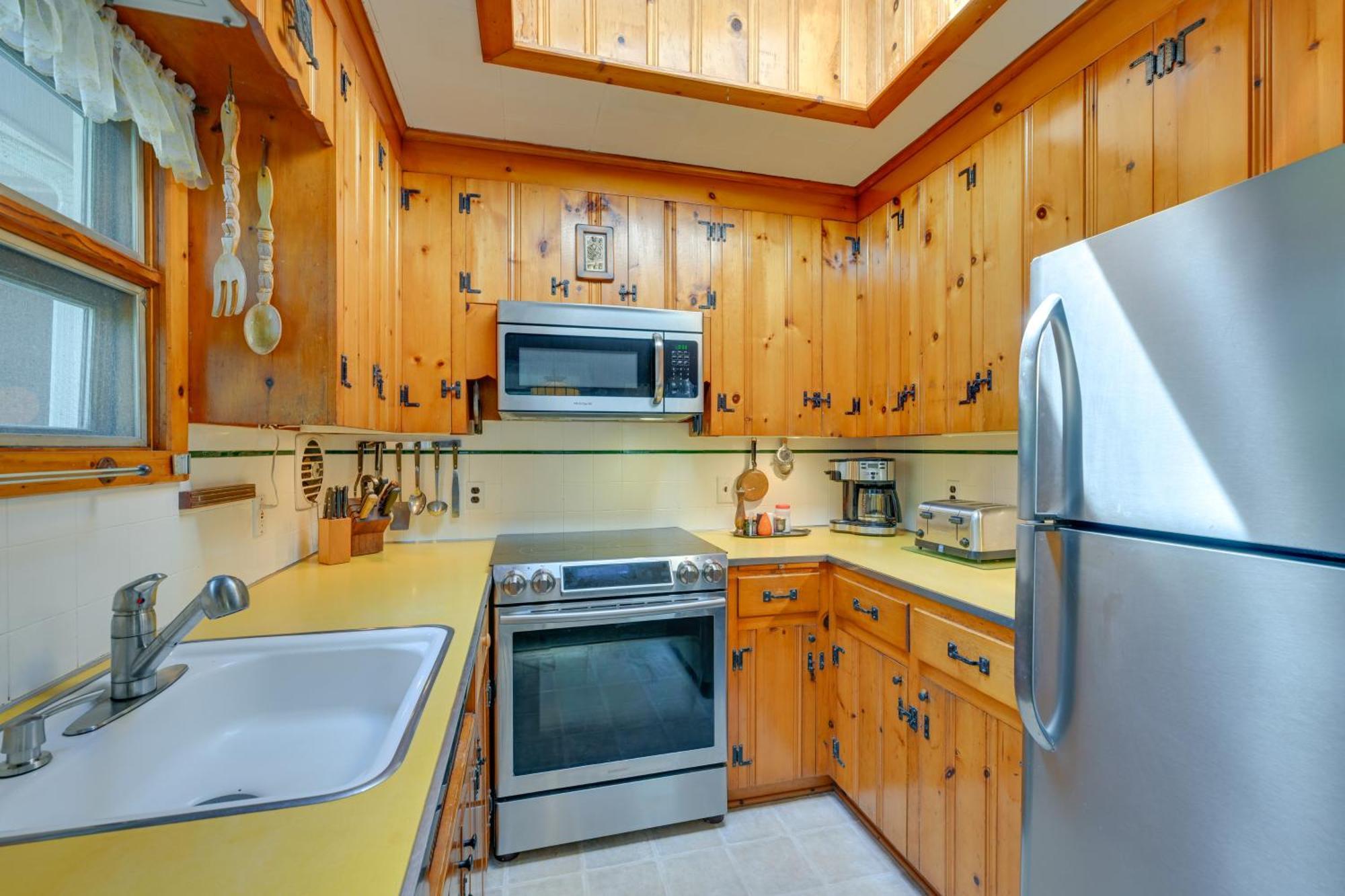 Home In Long Island Wine Country - Walk To Beach! Cutchogue Exterior foto